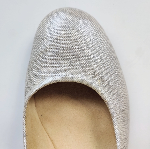 STUART WEITZMAN Coated Linen Pumps 10M Round Stacked Wooden Heel 2.5" Women's - Picture 12 of 14